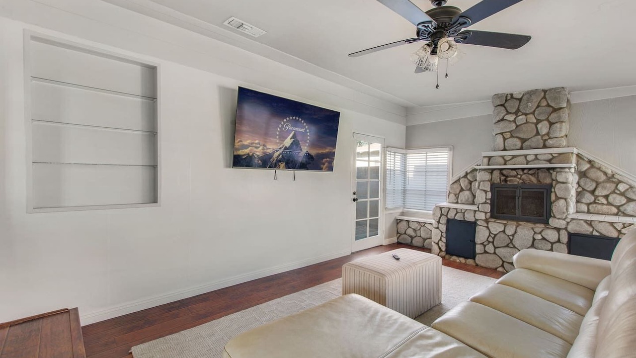 Photo of Livingroom in Riverside