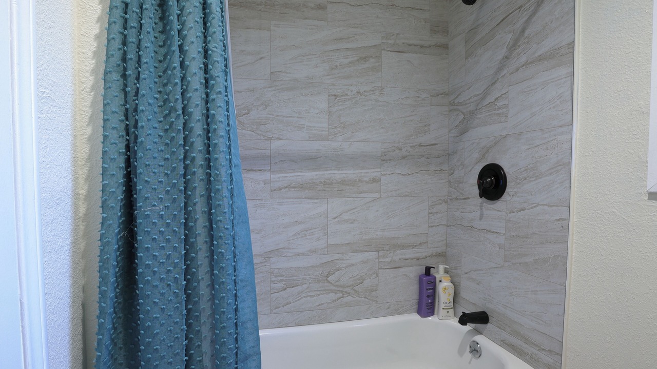 Photo of Bathroom in Park Mesa Heights