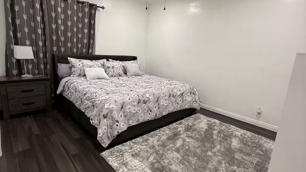 Photo of Bedroom in Los Angeles