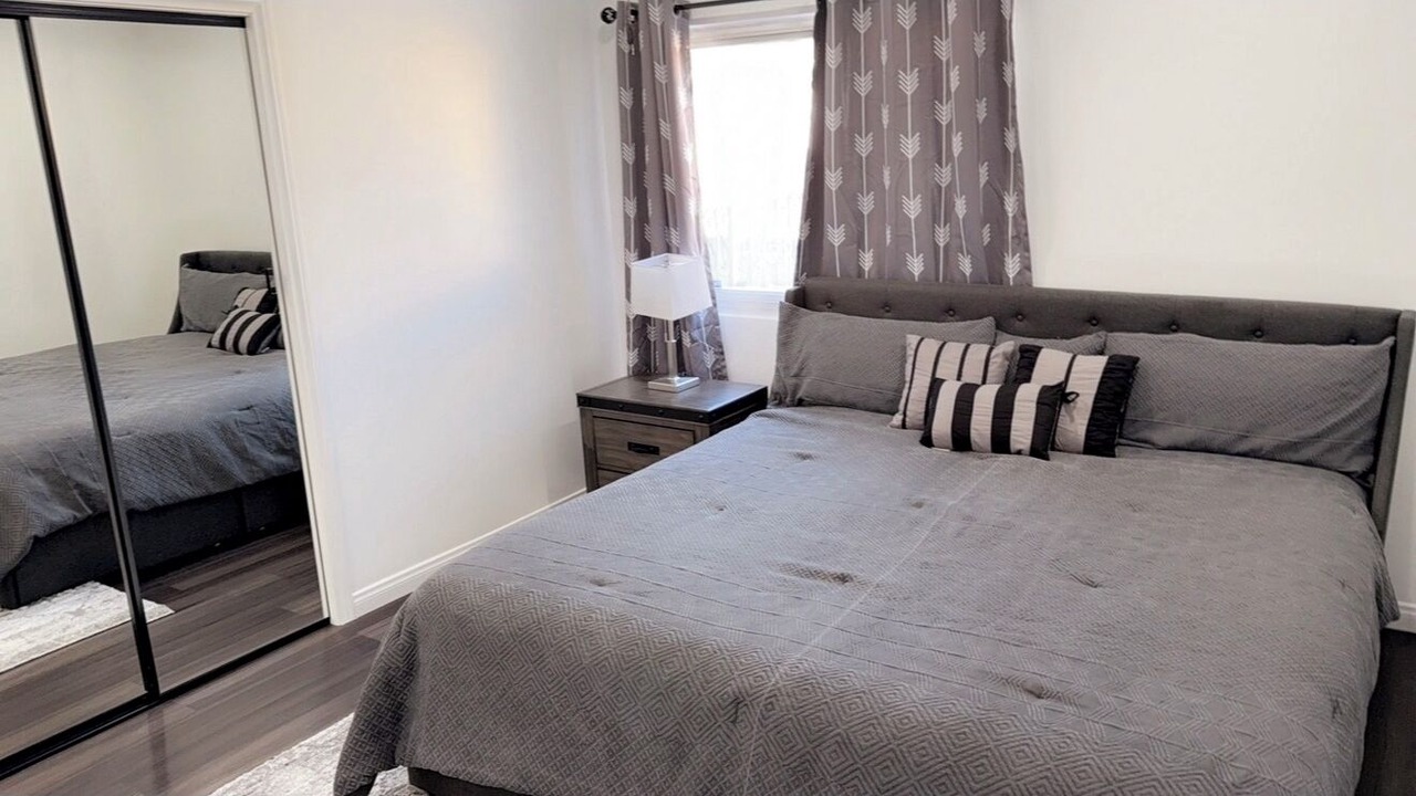 Photo of Bedroom in Los Angeles
