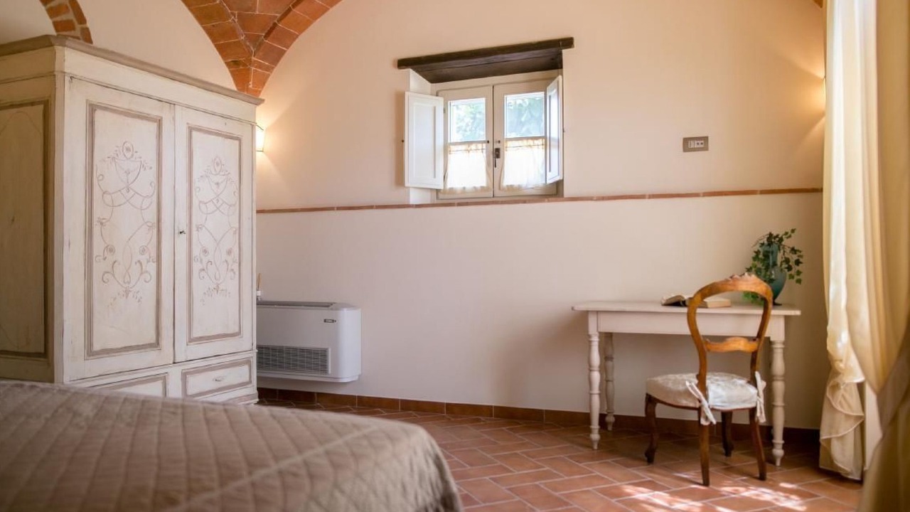 Photo of Bedroom in Cortona