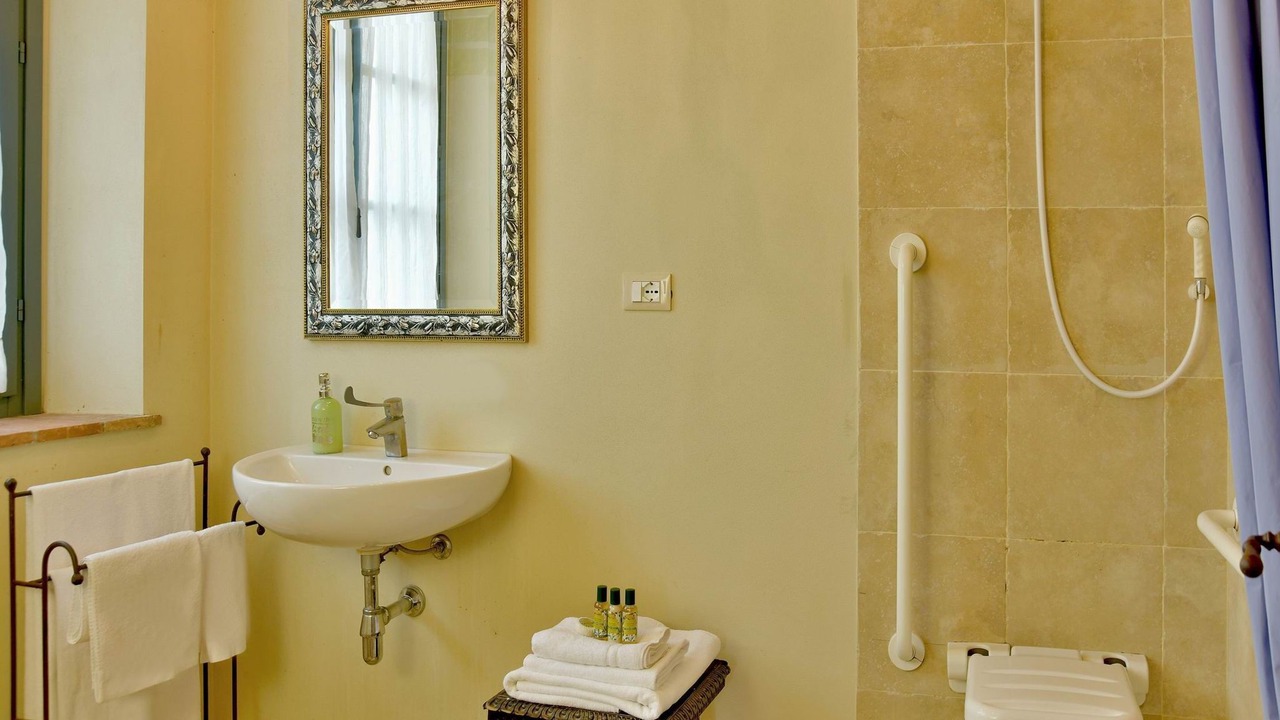Photo of Bathroom in Bibbona