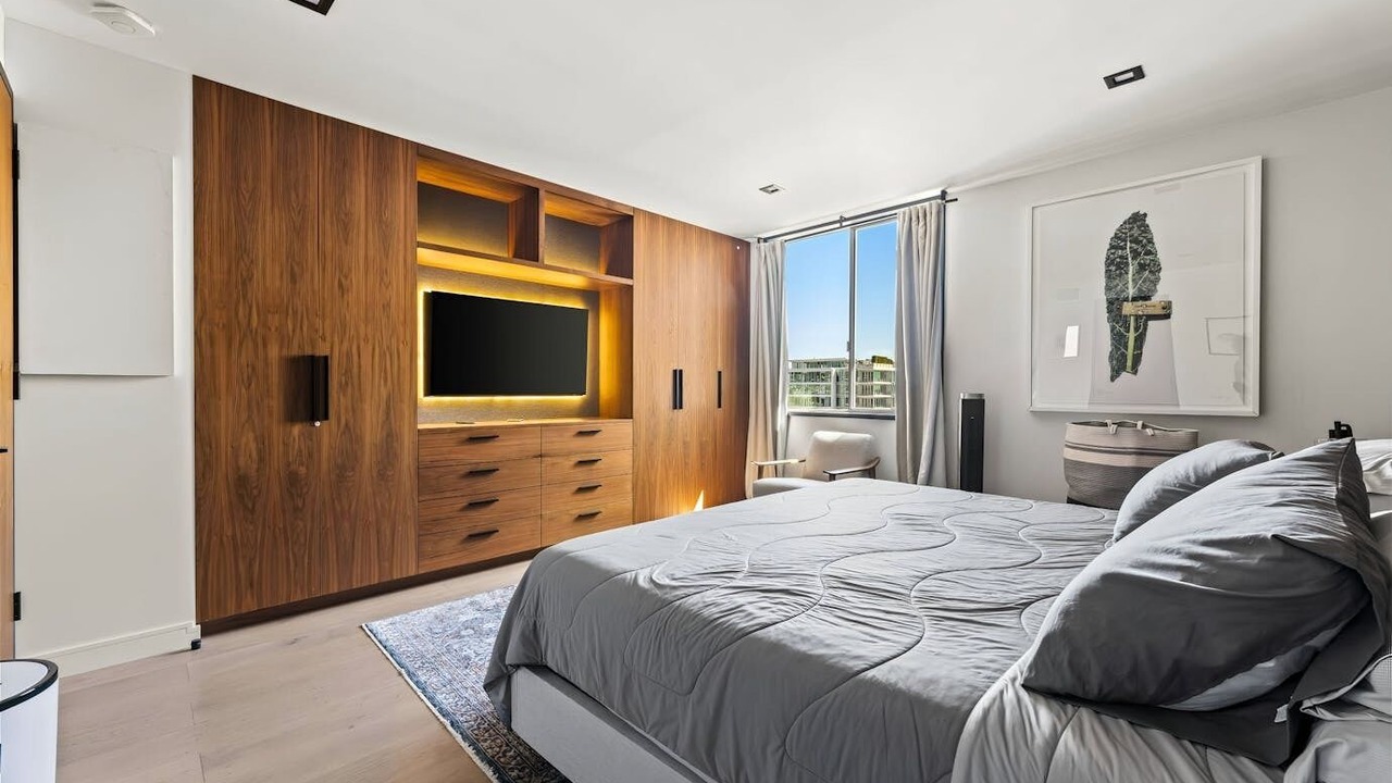 Photo of Bedroom in Beverly Grove
