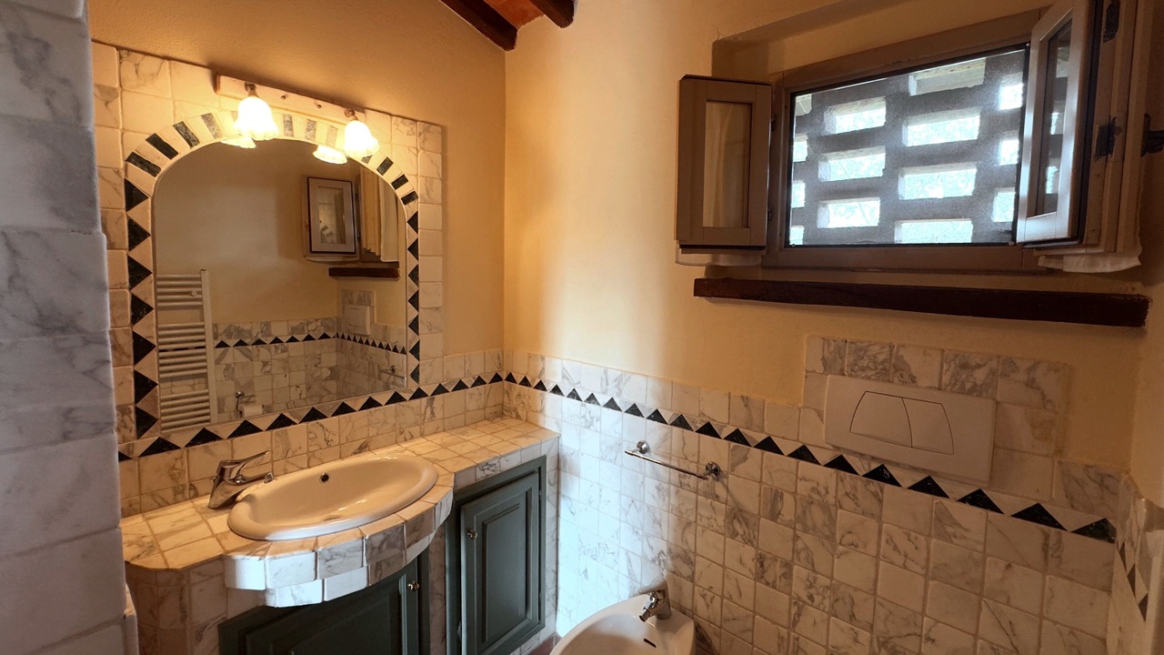Photo of Bathroom in Cavriglia