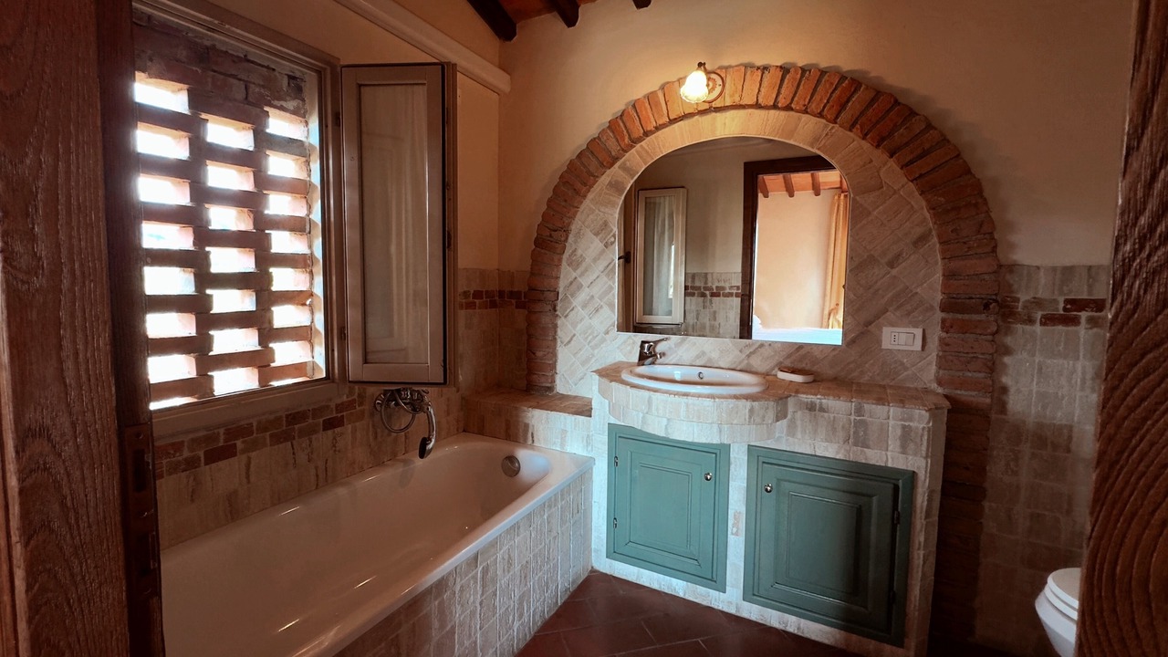 Photo of Bathroom in Cavriglia