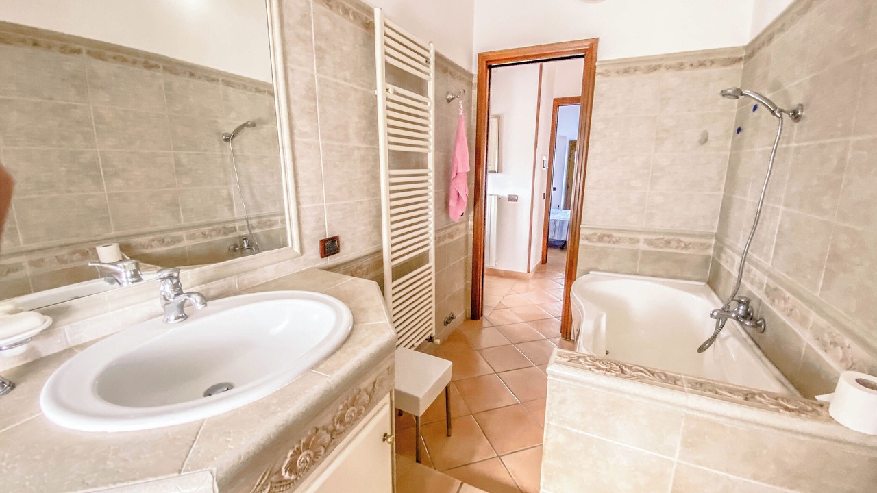 Photo of Bathroom in Porano