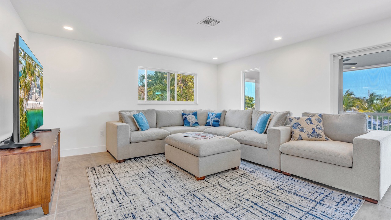Photo of Livingroom in Pine Channel Estates