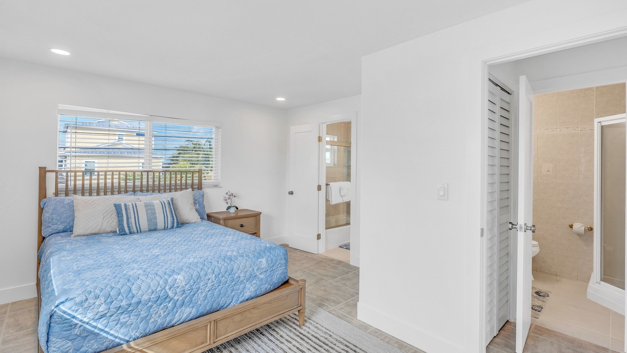 Photo of Bedroom in Pine Channel Estates