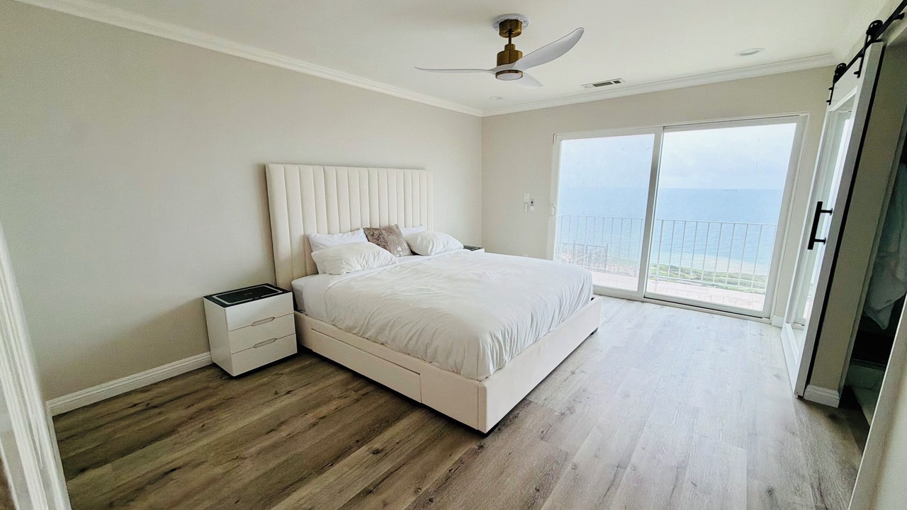 Photo of Bedroom in Rancho Palos Verdes