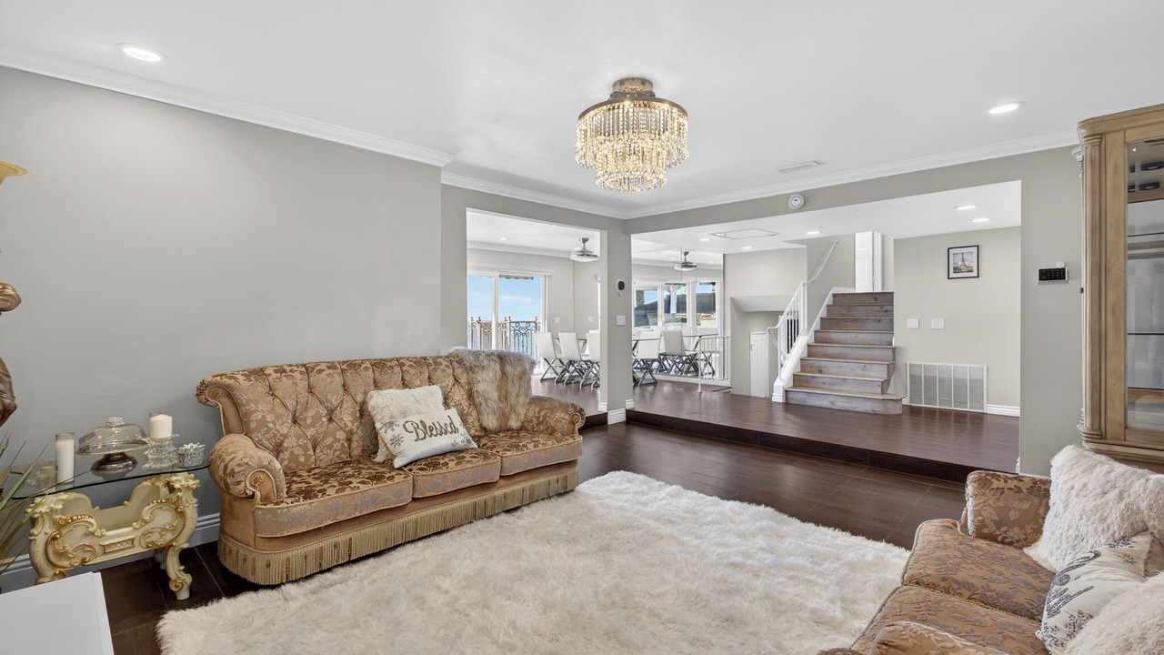 Photo of Livingroom in Rancho Palos Verdes