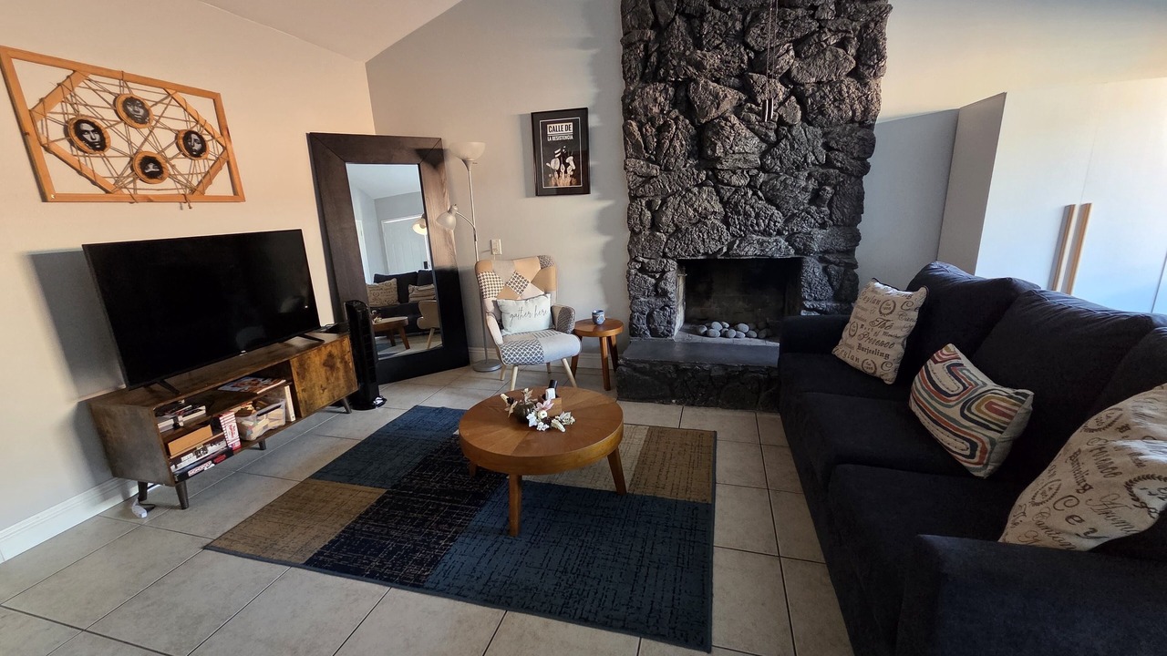 Photo of Livingroom in Gardena