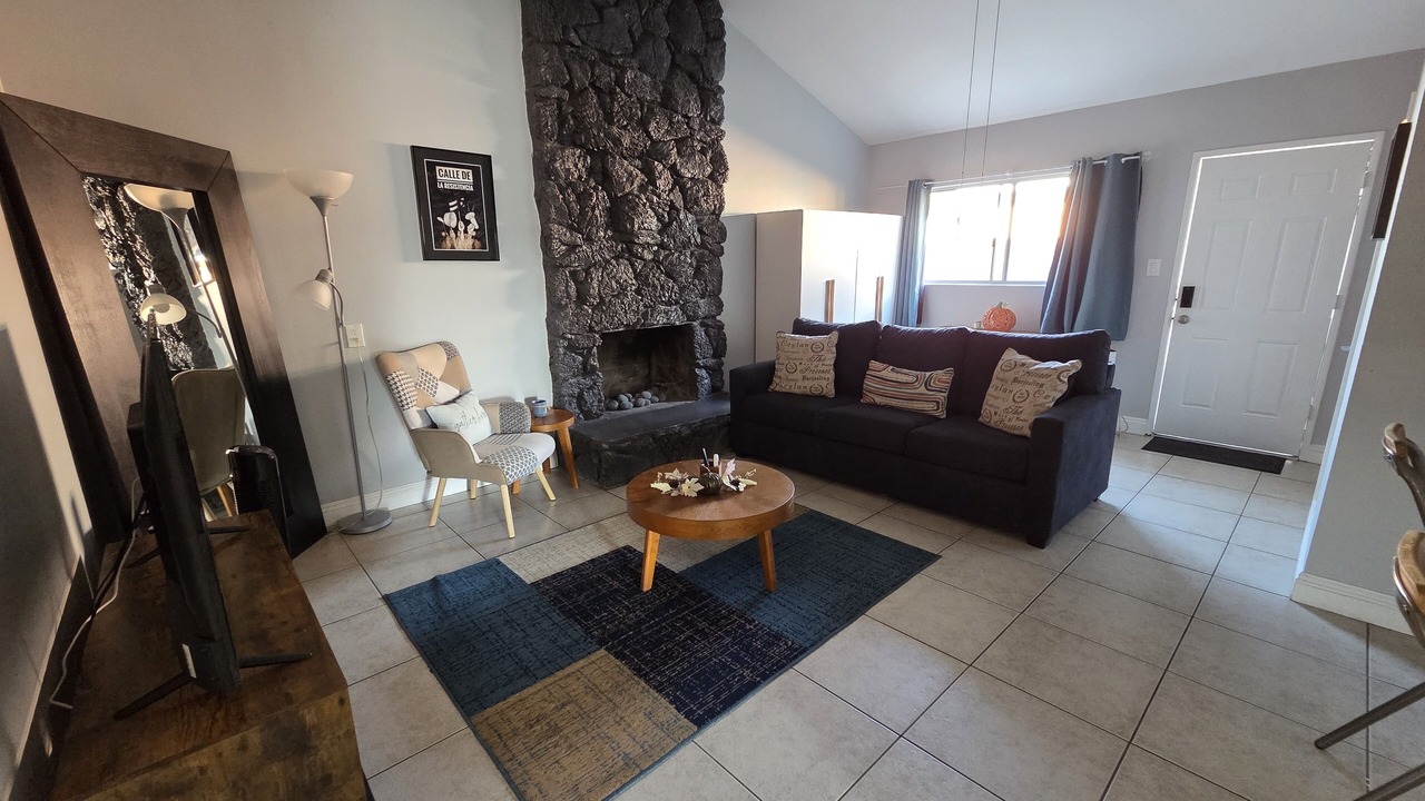 Photo of Livingroom in Gardena
