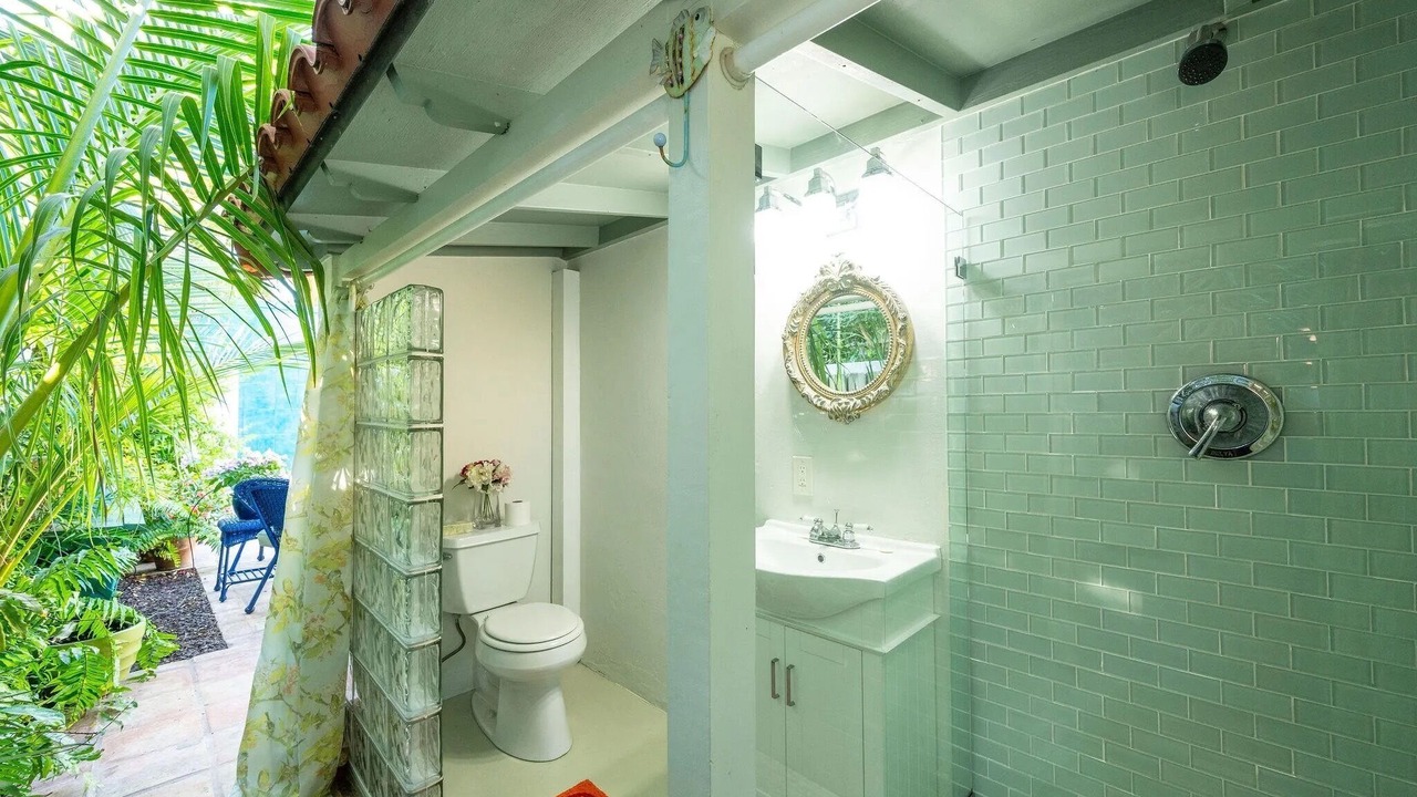 Photo of Bathroom in New Town