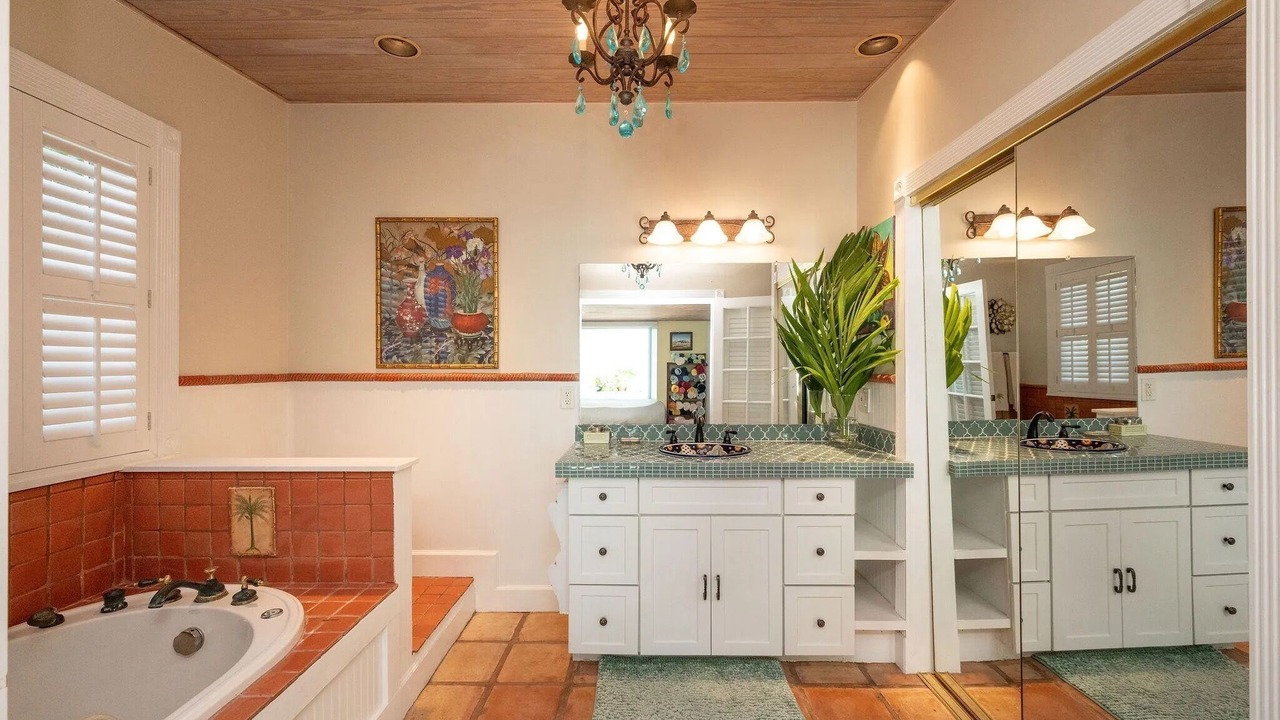Photo of Bathroom in New Town