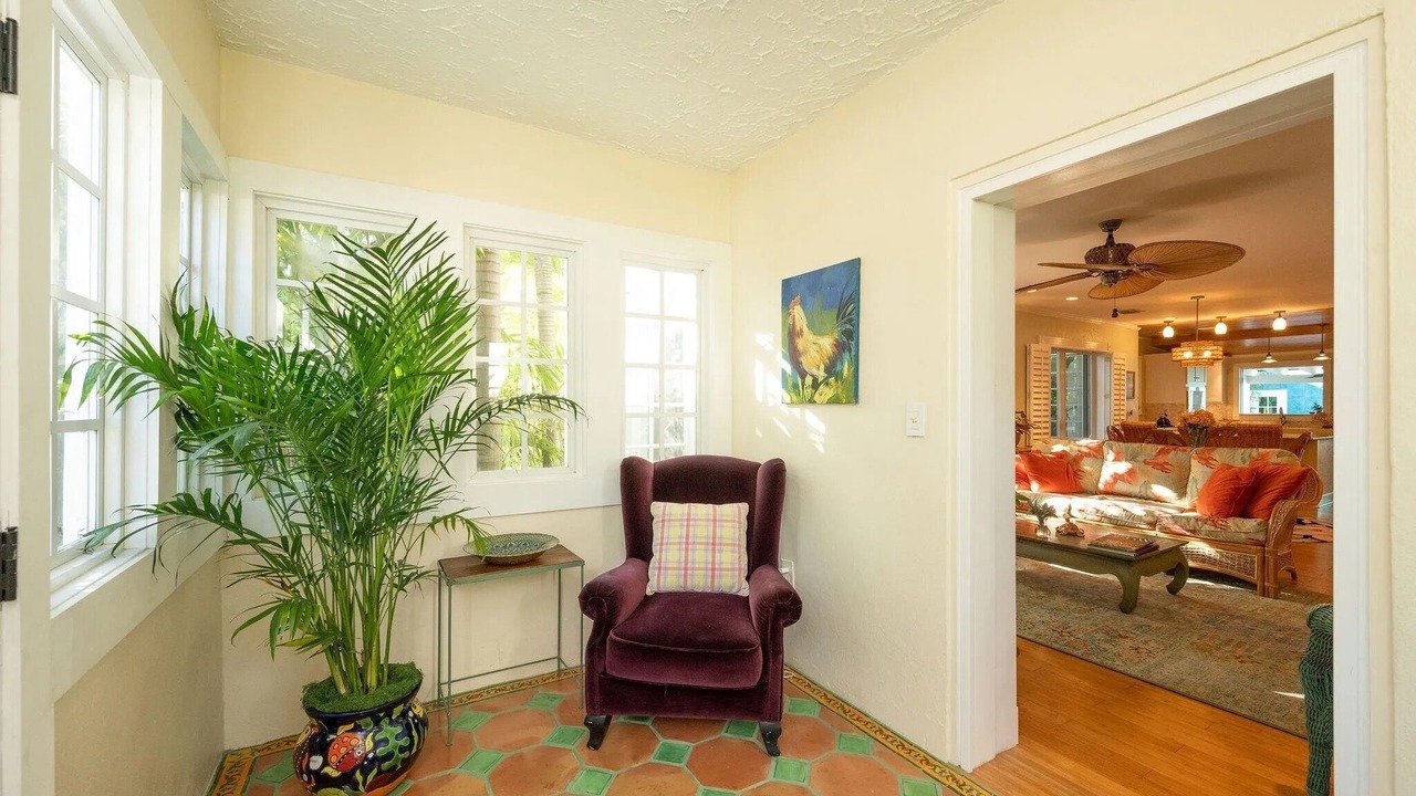 Photo of Livingroom in New Town