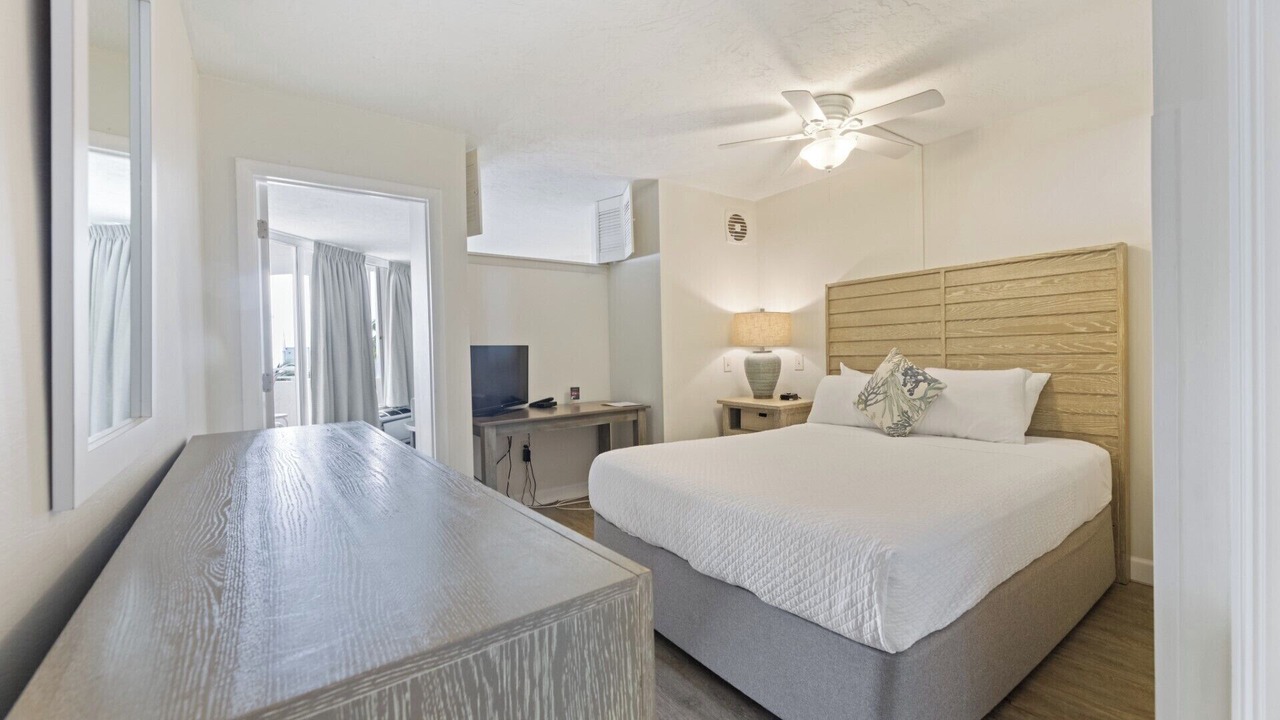 Photo of Bedroom in Lower Matecumbe Beach
