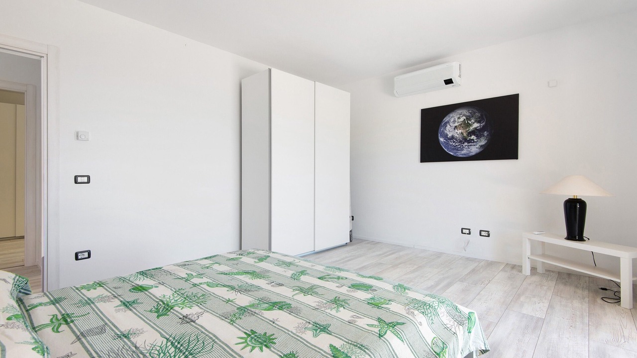 Photo of Bedroom in Lacona