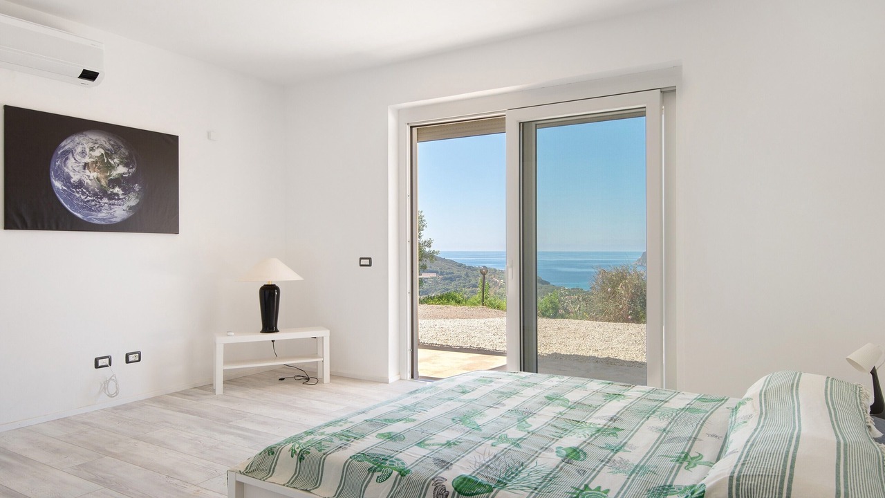 Photo of Bedroom in Lacona