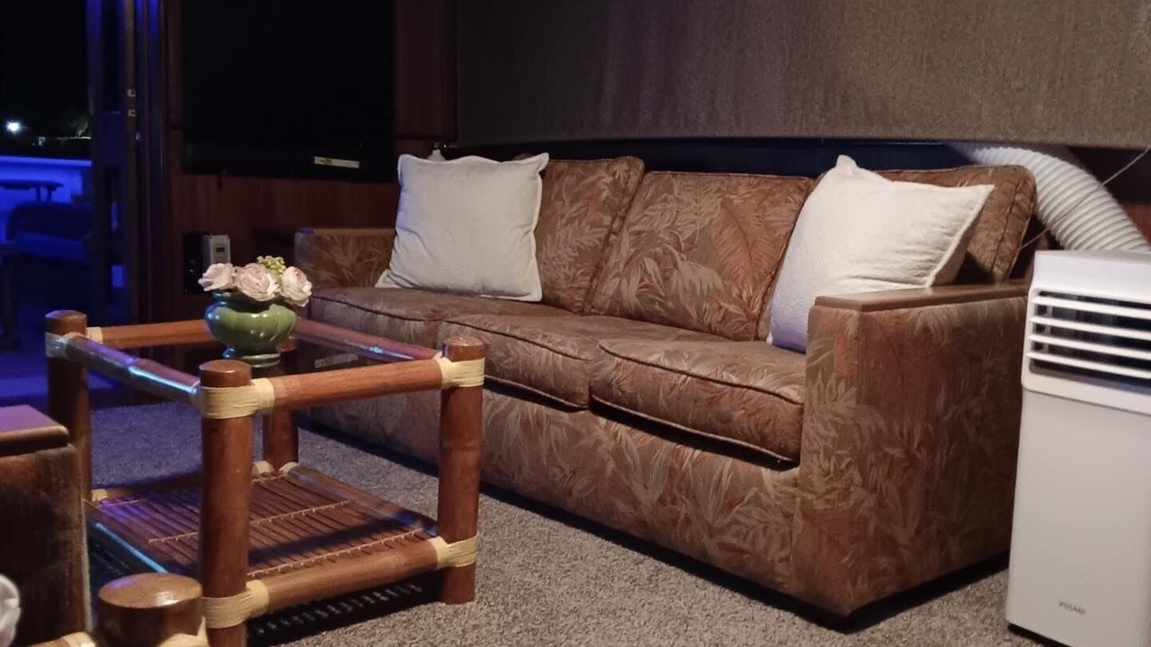 Photo of Livingroom in Midtown