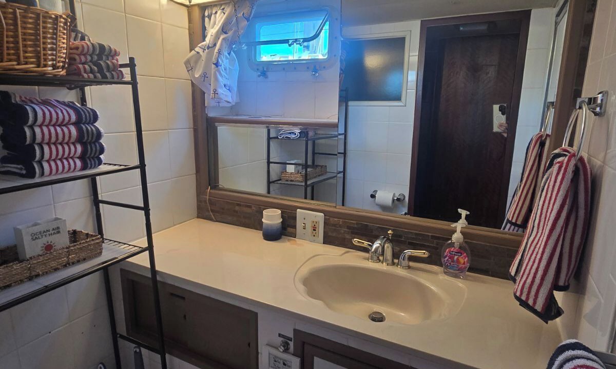 Photo of Bathroom in Midtown