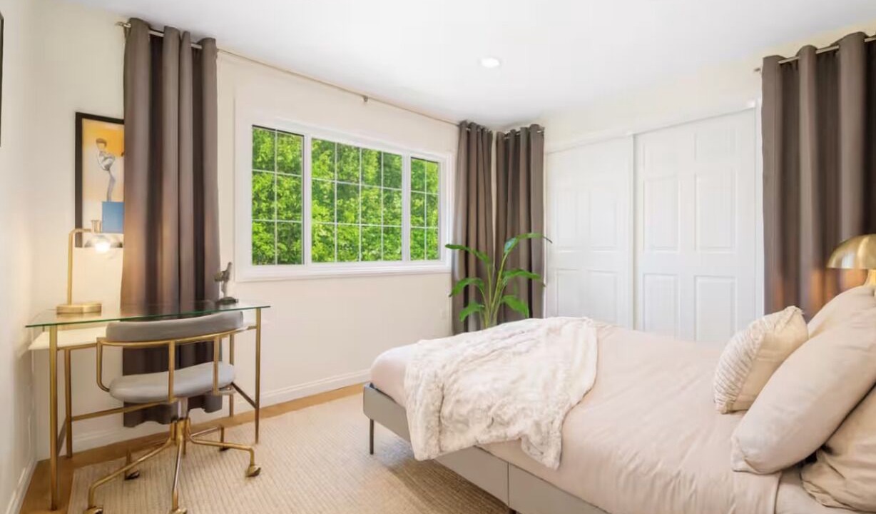 Photo of Bedroom in El Camino Village