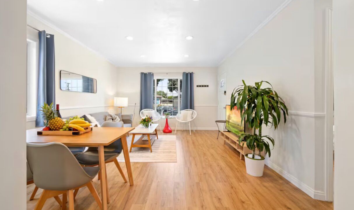 Photo of Livingroom in El Camino Village