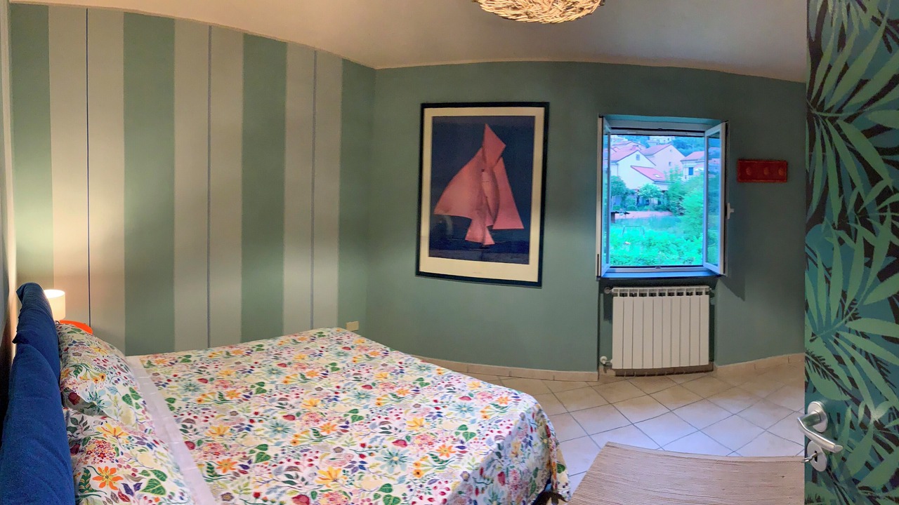 Photo of Bedroom in Calice Ligure