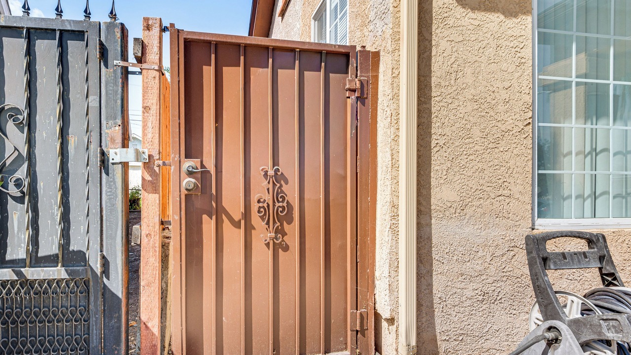 Photo of Outdoor in Park Mesa Heights