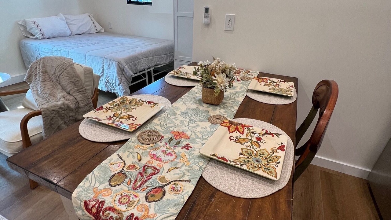Photo of Bedroom in East Manhattan Beach