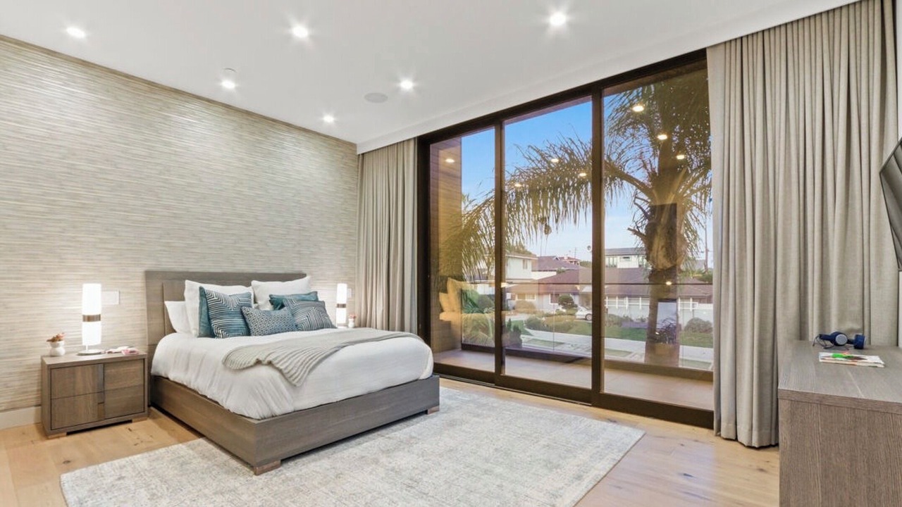 Photo of Bedroom in Ladera Heights