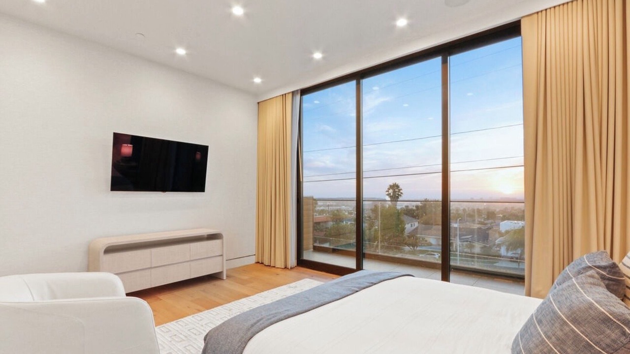 Photo of Bedroom in Ladera Heights