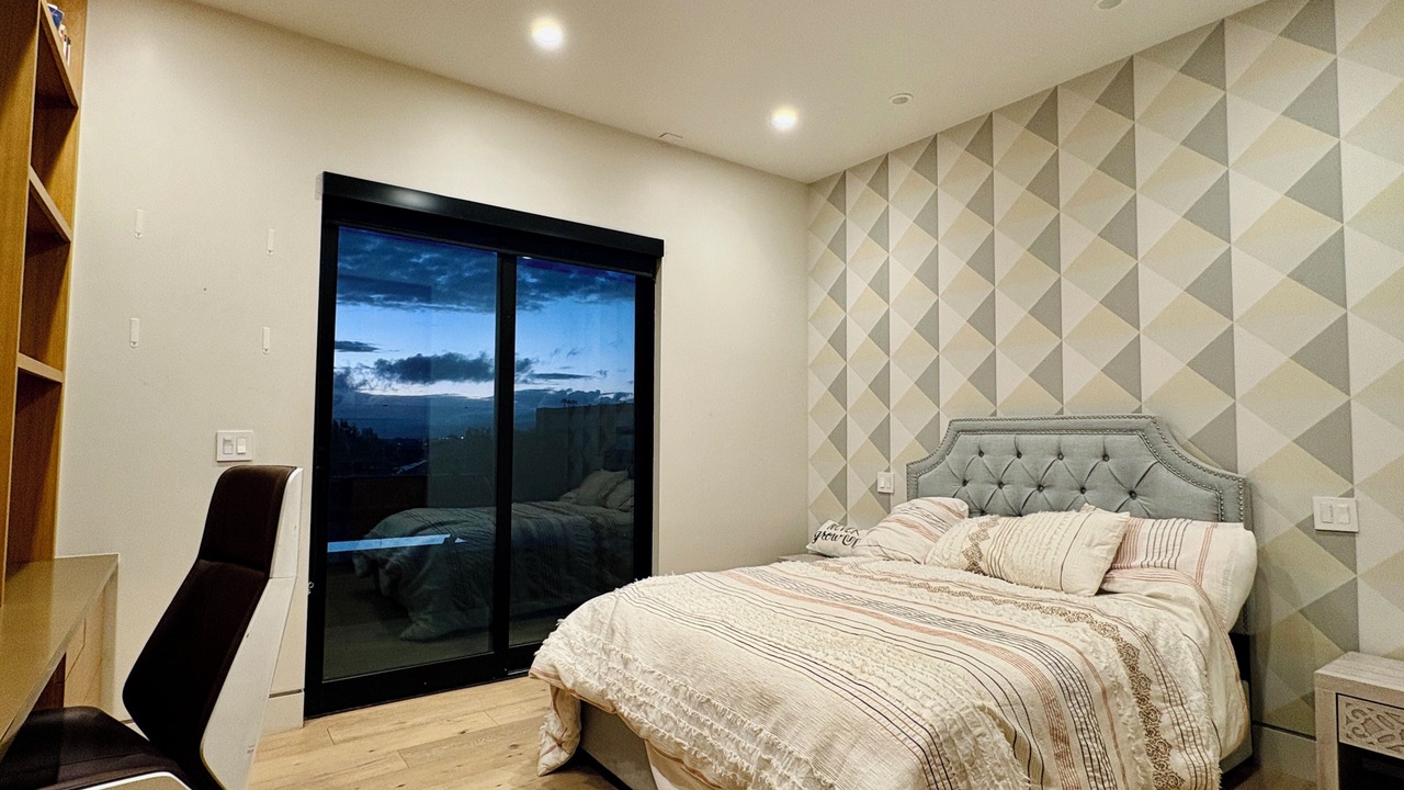 Photo of Bedroom in Ladera Heights
