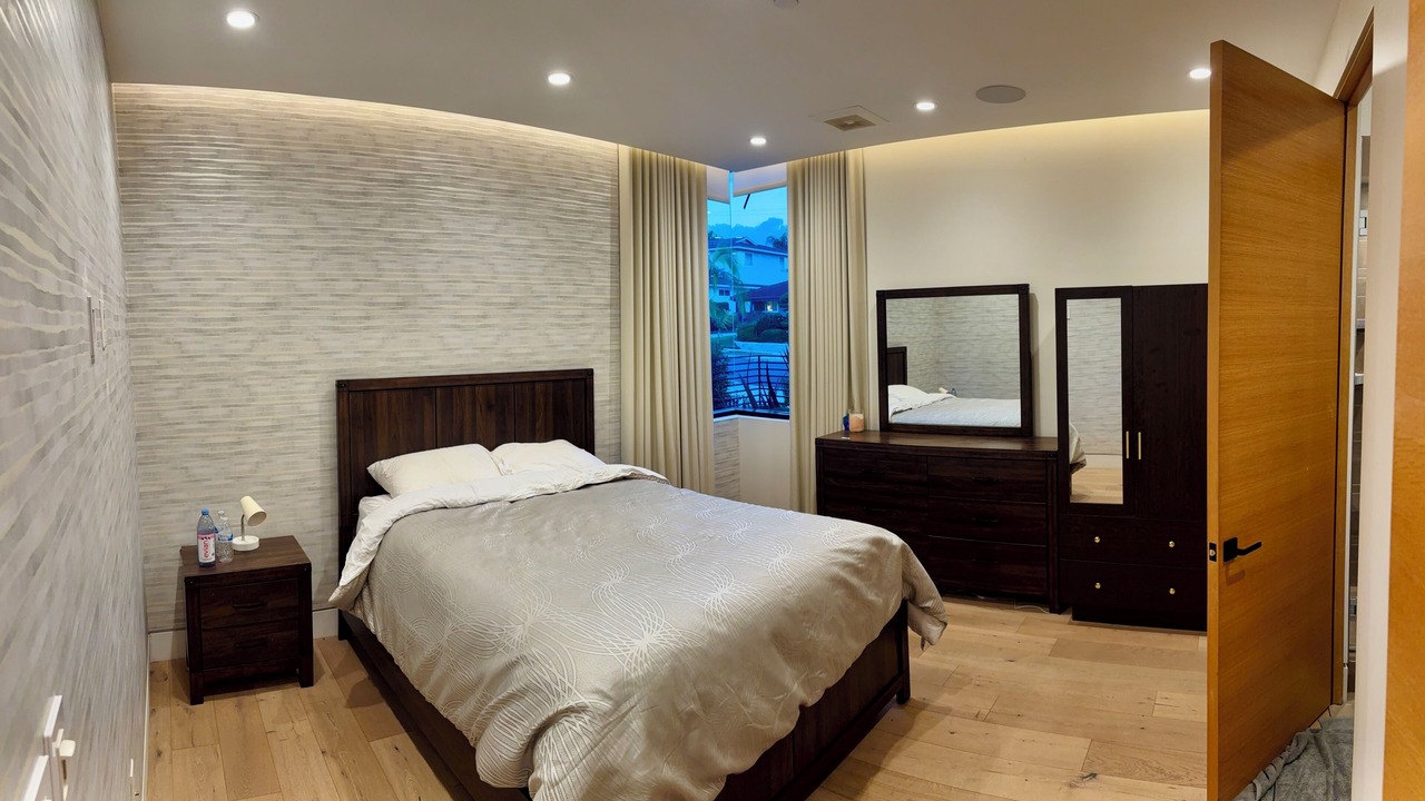 Photo of Bedroom in Ladera Heights