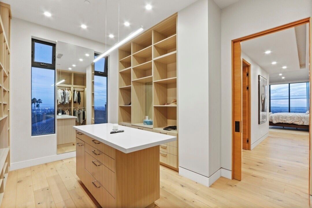 Photo of Bedroom in Ladera Heights