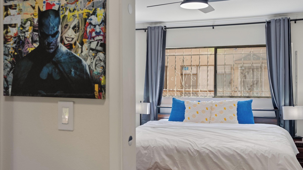 Photo of Bedroom in Downtown Long Beach