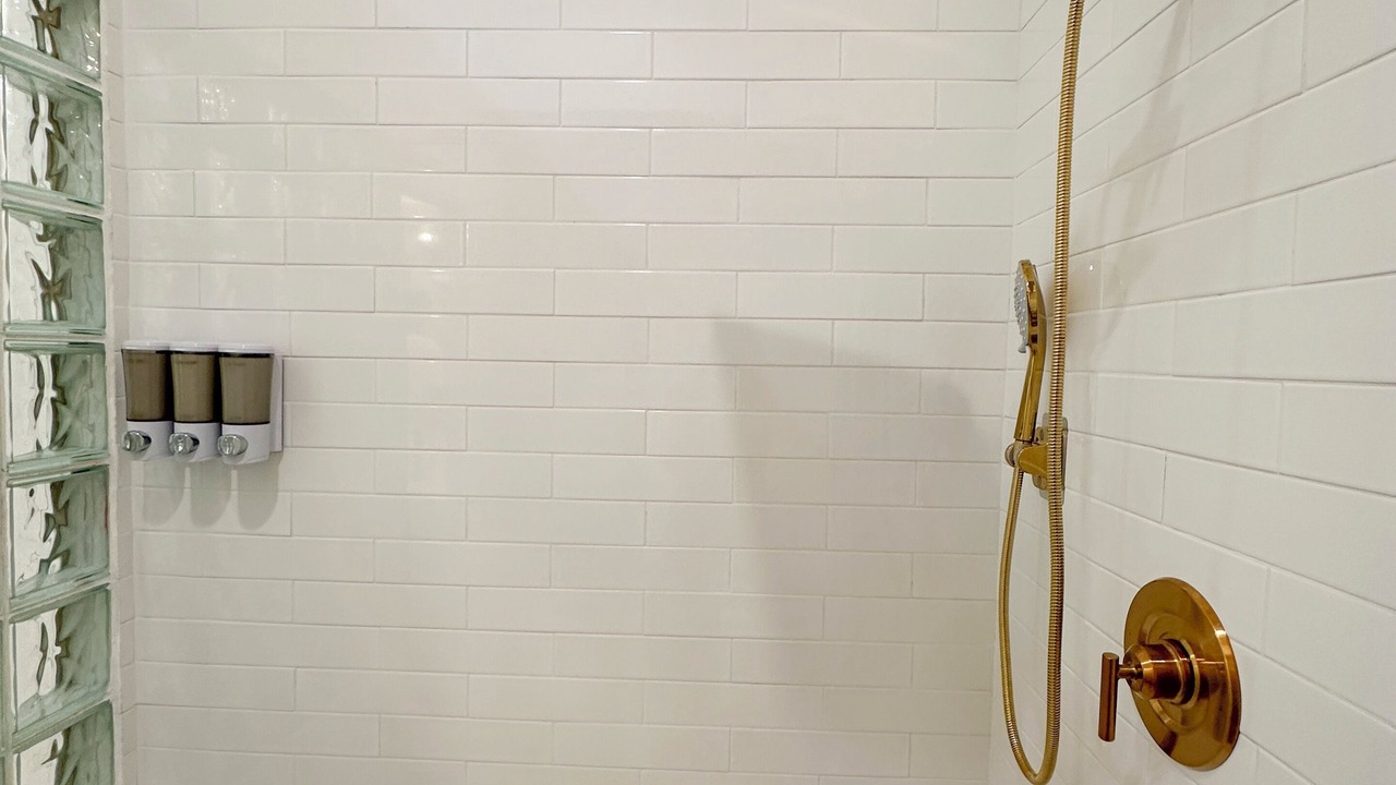Photo of Bathroom in Rock Harbor