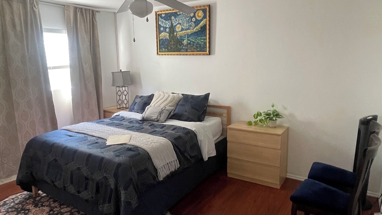 Photo of Bedroom in North Redondo
