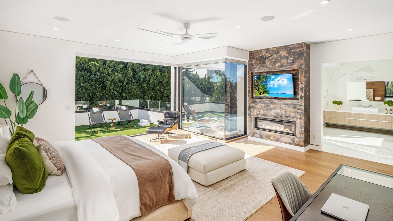 Photo of Bathroom in Beverly Hills