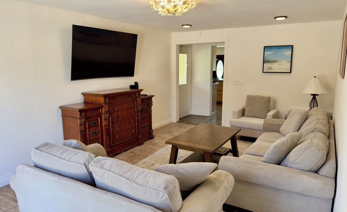 Photo of Livingroom in North Redondo