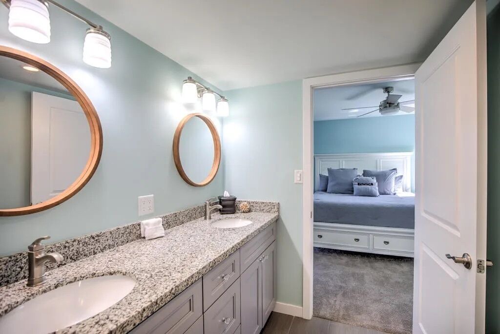 Photo of Bathroom in Marathon