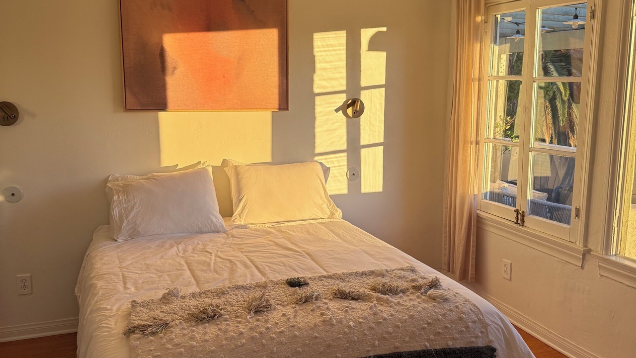Photo of Bedroom in Los Feliz