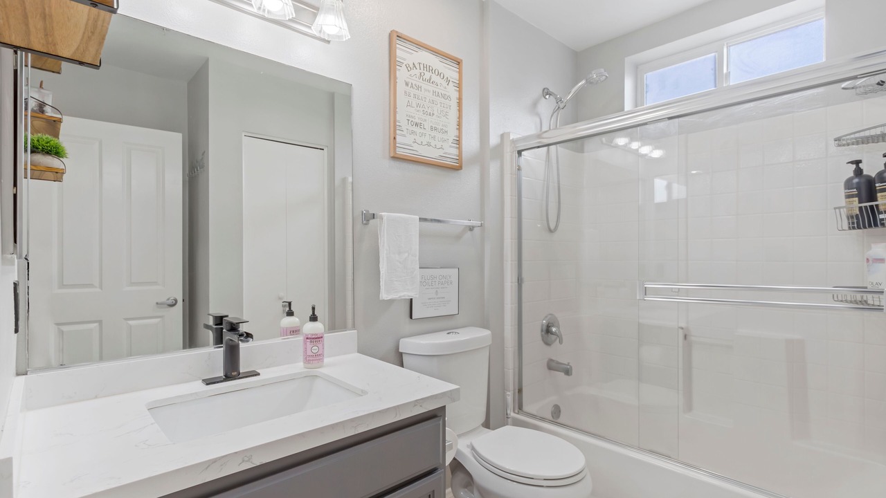 Photo of Bathroom in Los Angeles