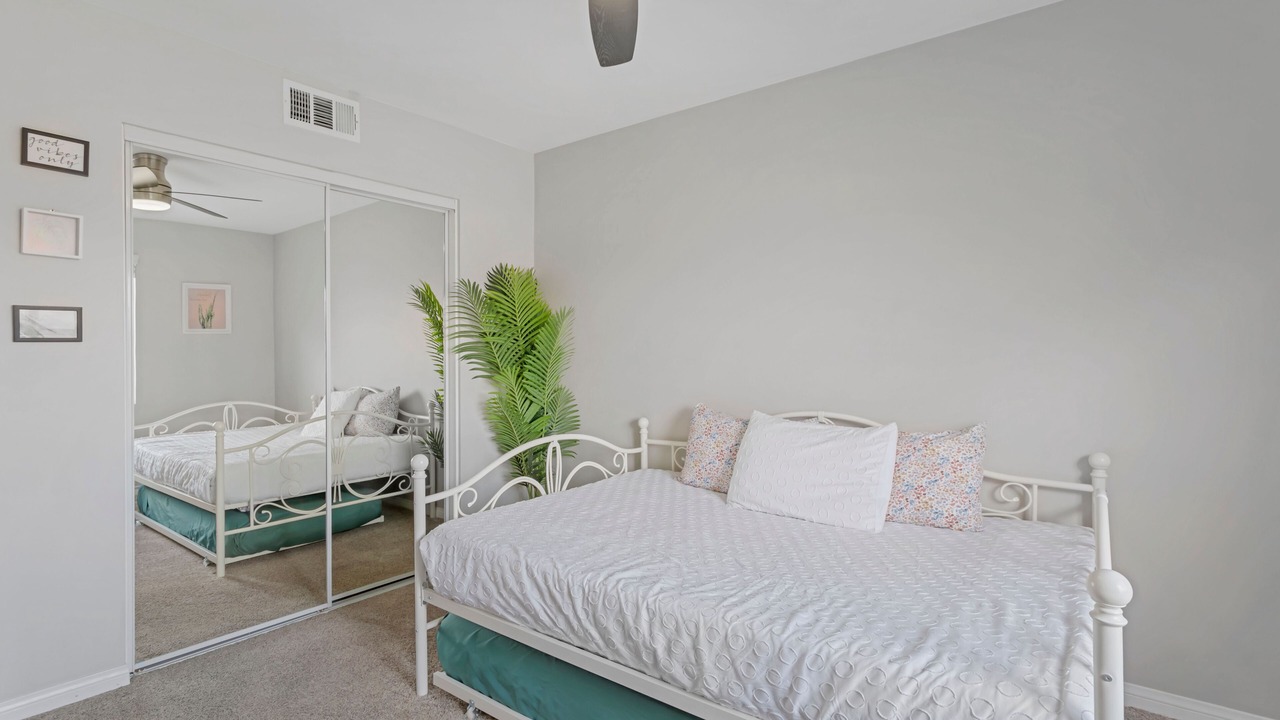 Photo of Bedroom in Los Angeles
