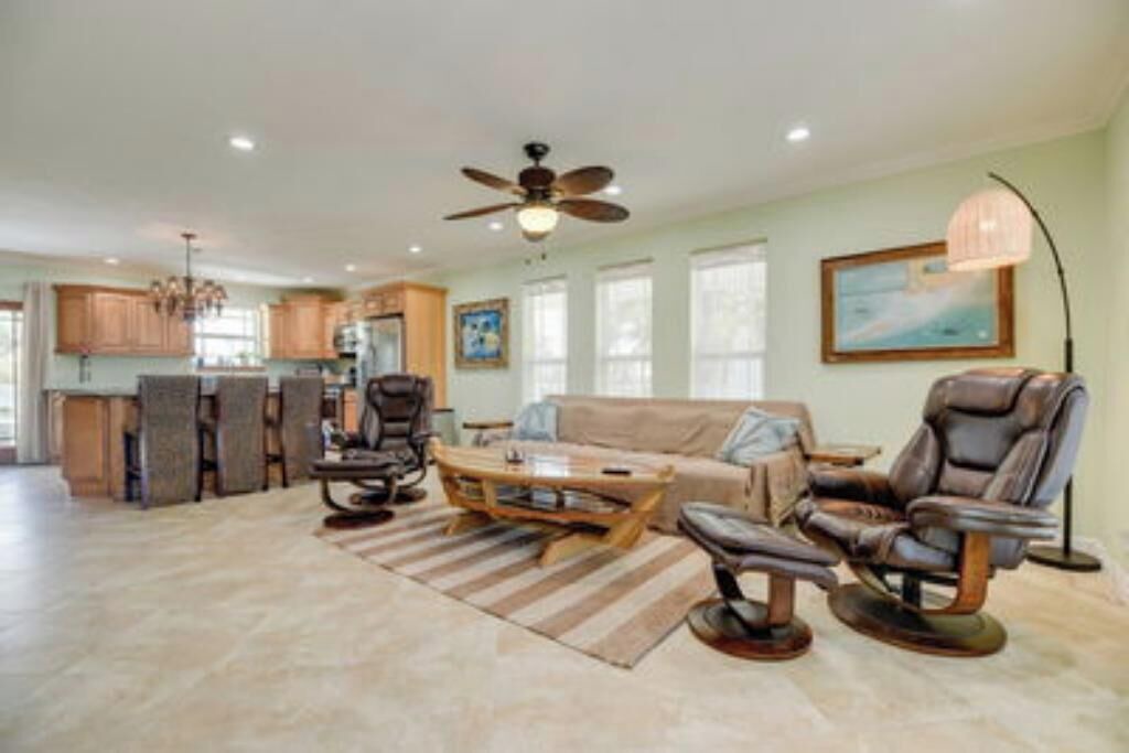 Photo of Livingroom in Big Coppitt Key