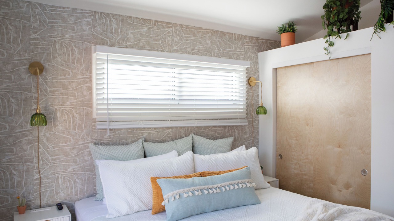 Photo of Bedroom in Inglewood