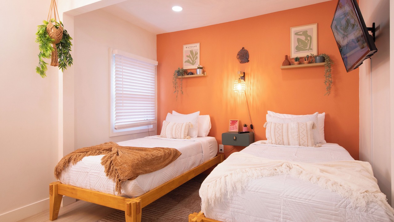 Photo of Bedroom in Inglewood