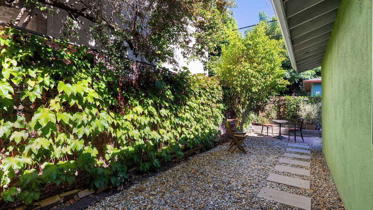 Photo of Patio Balcony in Carlson Park