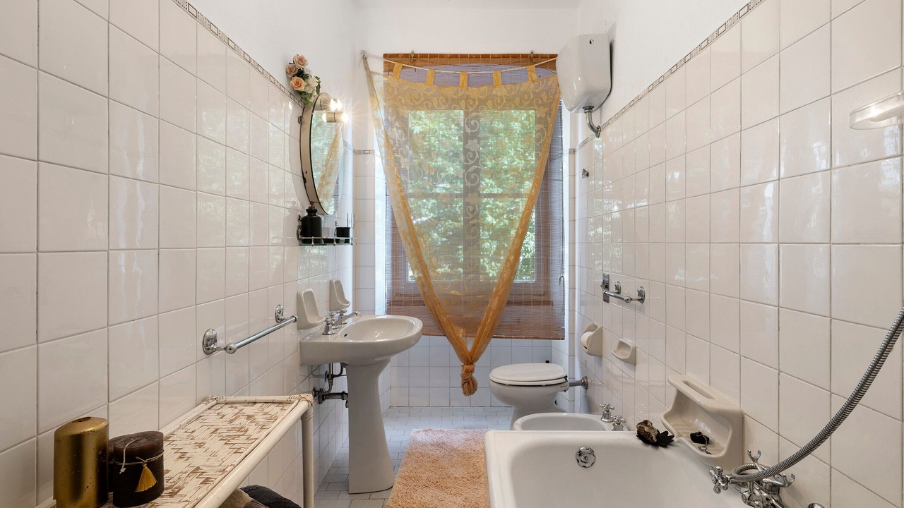 Photo of Bathroom in Castiglione Chiavarese