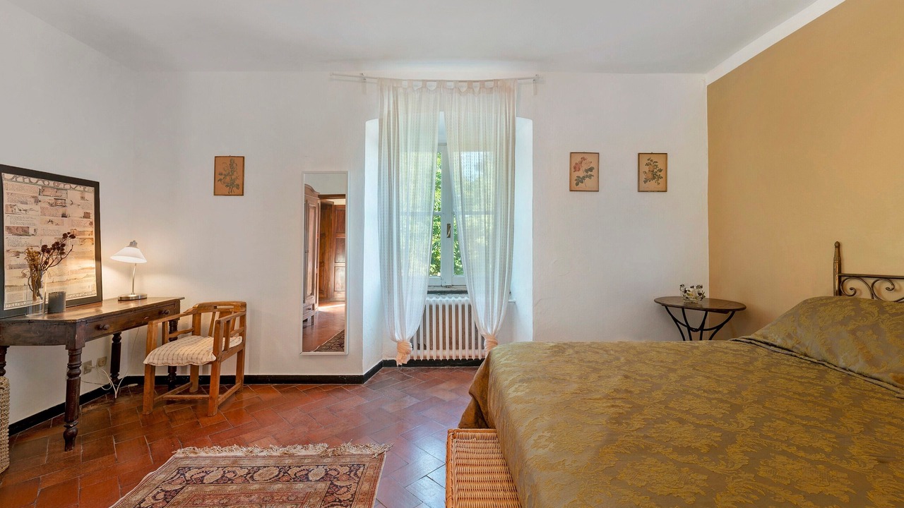 Photo of Bedroom in Castiglione Chiavarese