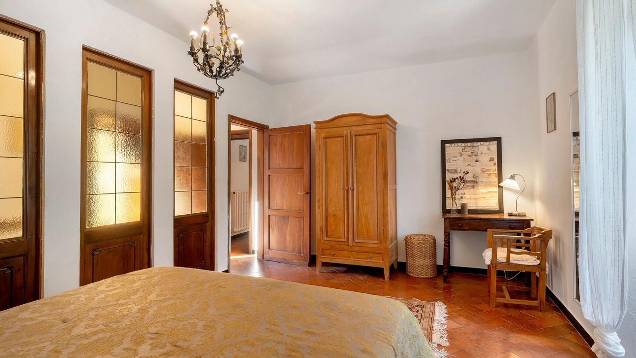 Photo of Bedroom in Castiglione Chiavarese